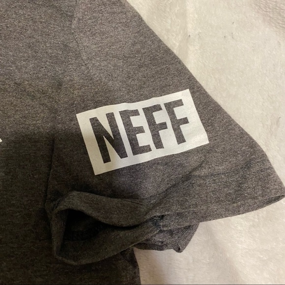 Neff Disney shirt - Picture 2 of 5